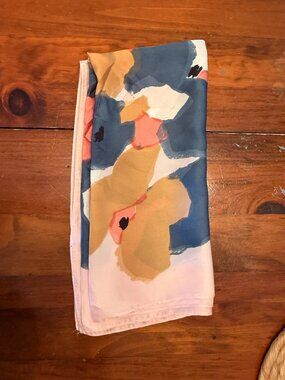 Women's scarf D-17